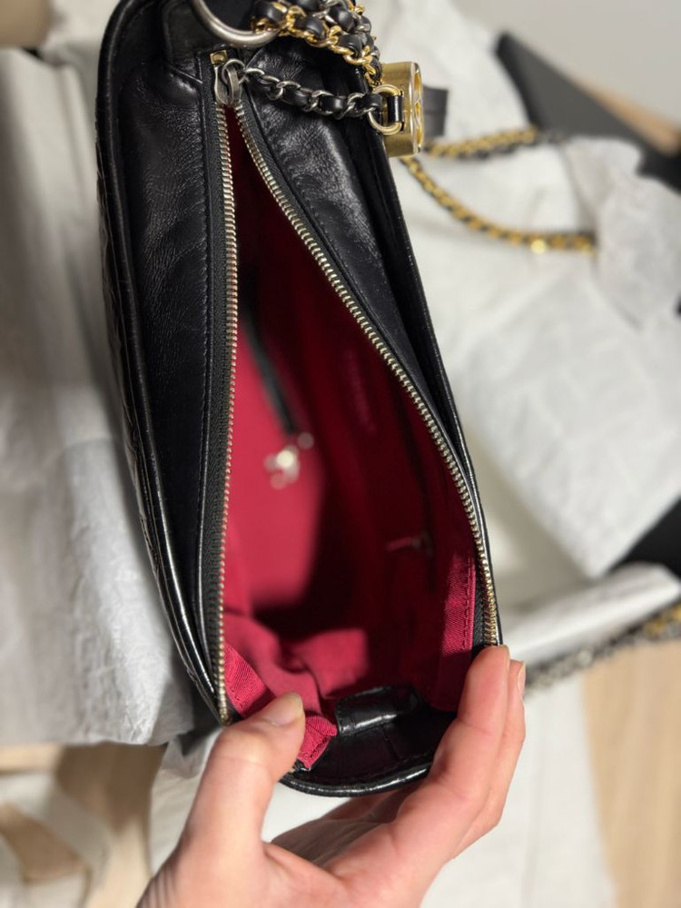 샤넬 가브리엘 호보백 미듐 사이즈 이미지