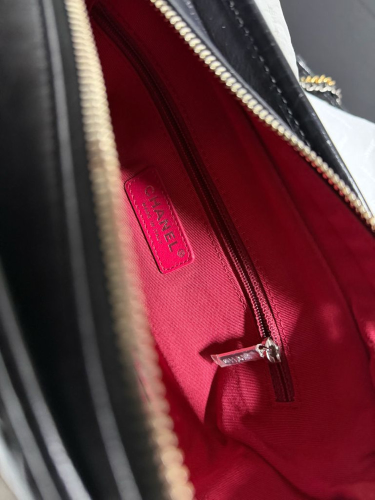 샤넬 가브리엘 호보백 미듐 사이즈 이미지