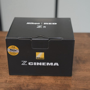 니콘 ZR 바디킷 [추가구성품] 팝니다