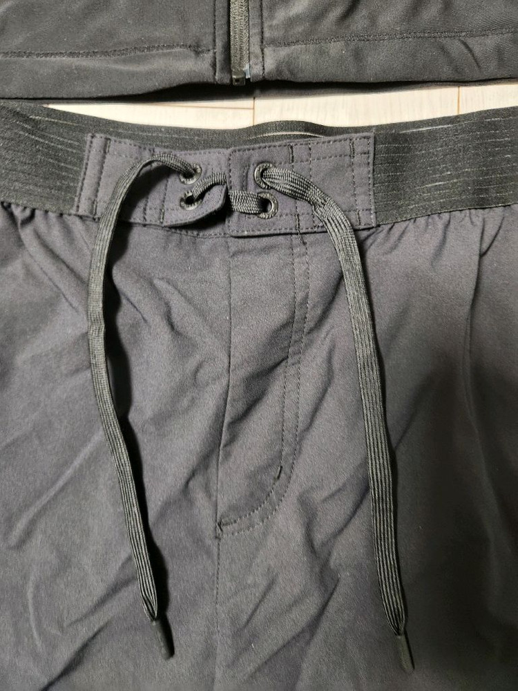 새상품급) 디스커버리 남성 풀집업 래쉬가드 상하의 세트 사이즈95 m상의-디스커버리 DMSWA3033 남성 루즈핏--6