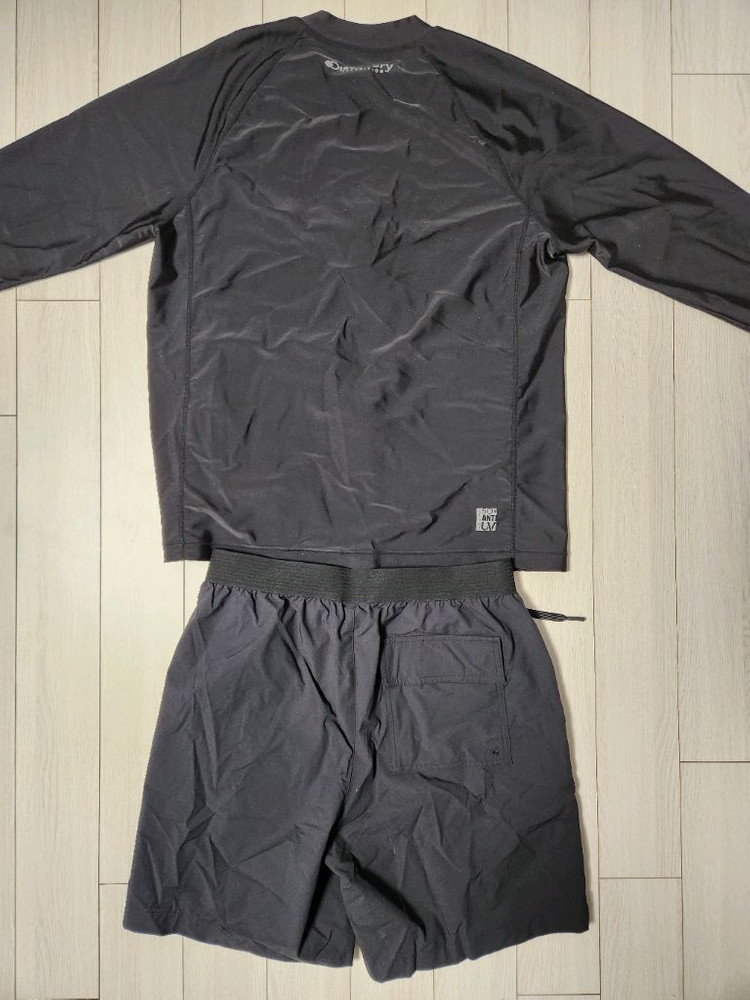 새상품급) 디스커버리 남성 풀집업 래쉬가드 상하의 세트 사이즈95 m상의-디스커버리 DMSWA3033 남성 루즈핏--9