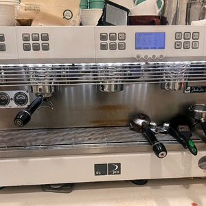 달라코르테EVO2 3그룹 업소용 커피머신