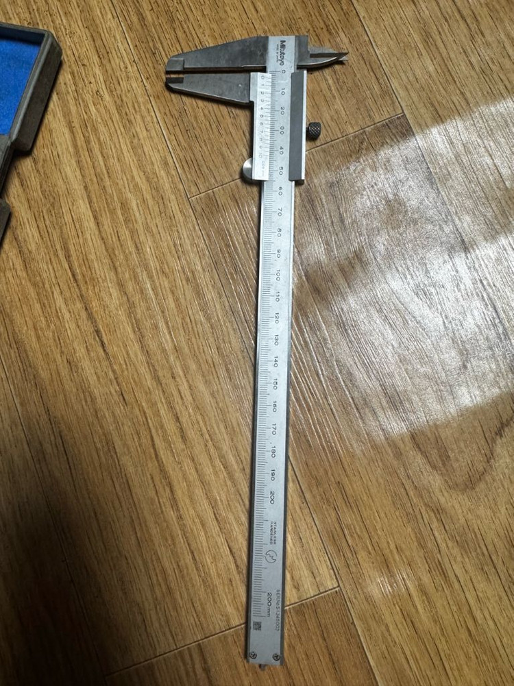 미쓰토요 미스토요 미투토요 버니어 캘리퍼스 & 마이크로미터 도구세트--1