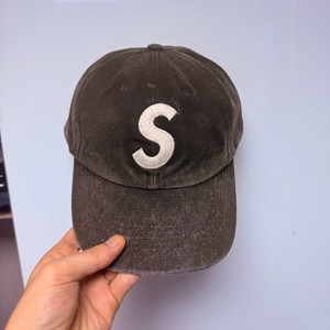 슈프림 피그먼트 S 로고 캡 블랙