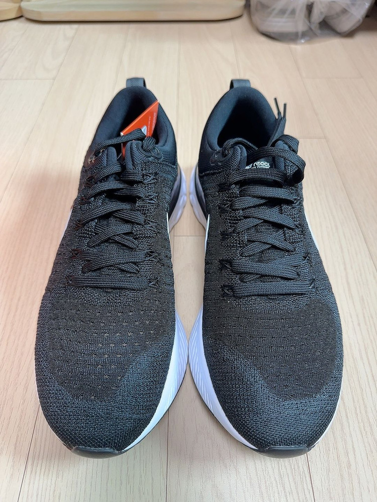 [280] 나이키 리액트 인피니티런 2 검흰--4