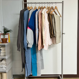 여성 의류 일괄로 판매해요