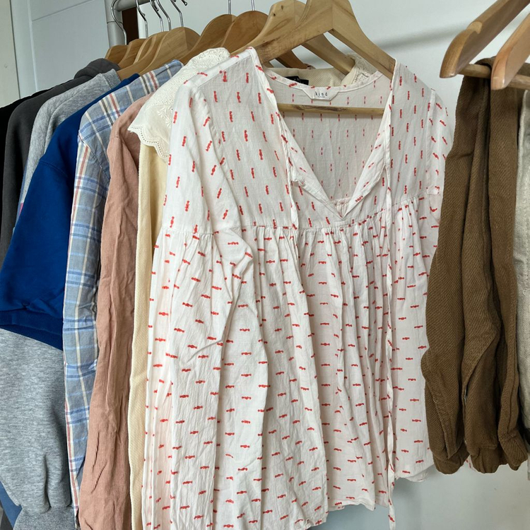 여성 의류 일괄로 판매해요--5