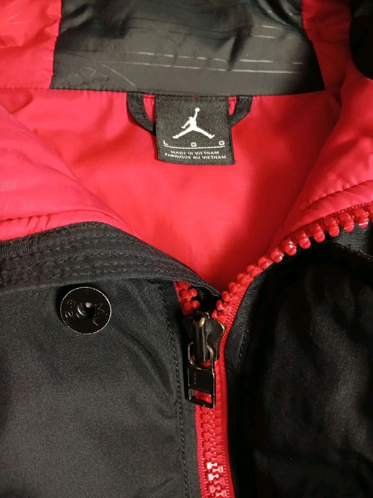나이키 조던 (정품) 남성 다운 야상 패딩 파카 (블랙) (100~105) (상태 깨끗하고 좋아요)--1