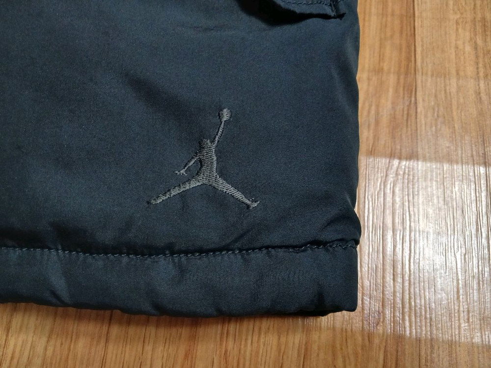 나이키 조던 (정품) 남성 다운 야상 패딩 파카 (블랙) (100~105) (상태 깨끗하고 좋아요)--2