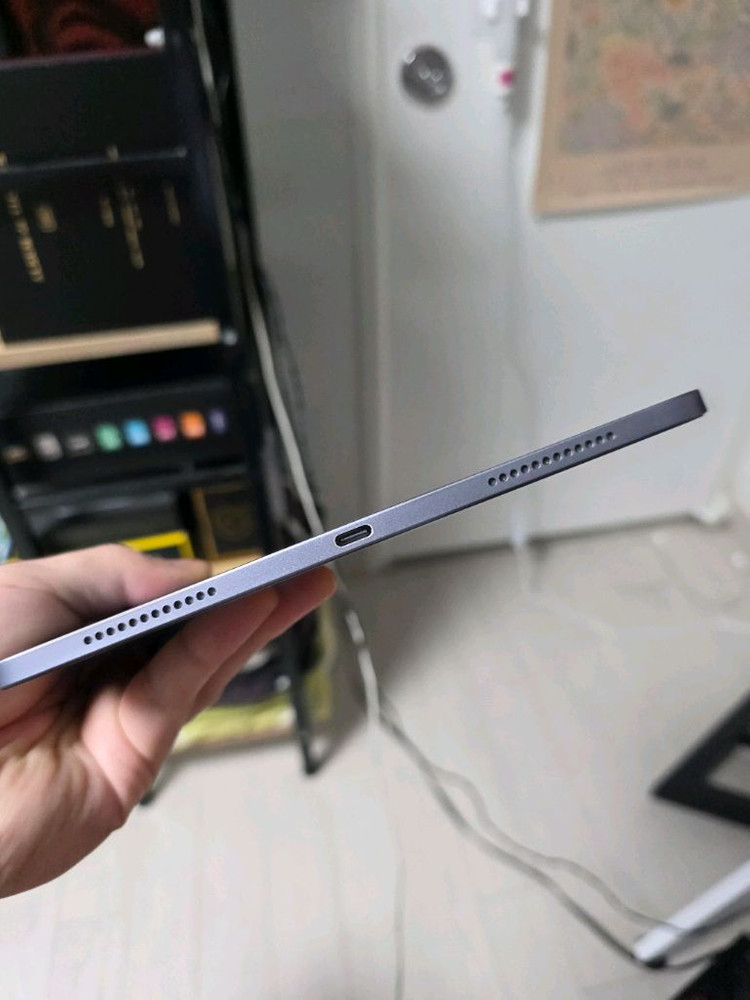 아이패드 에어 5세대 256gb 팝니다--2