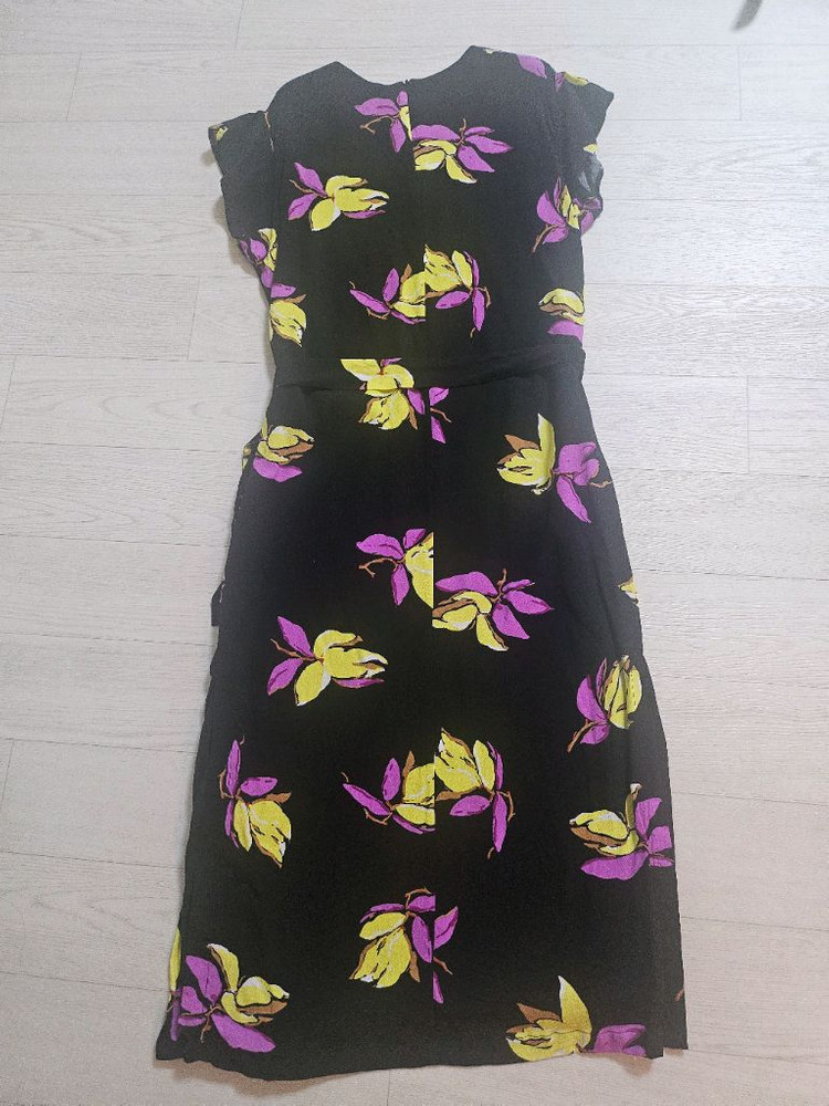 ESSENTIEL ANTWERP 플로럴프린트 미디 드레스 블랙 34사이즈--2