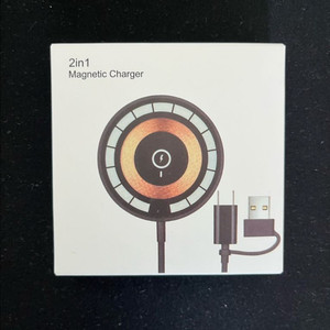 2 in 1 맥세이프 무선충전기 미개봉