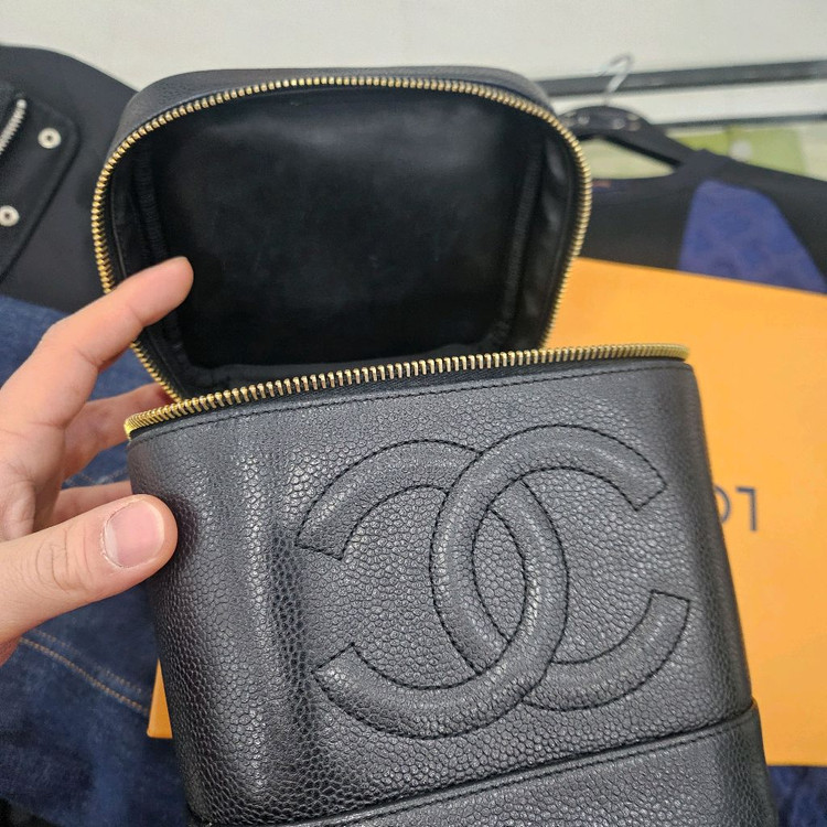 샤넬베니티백--6