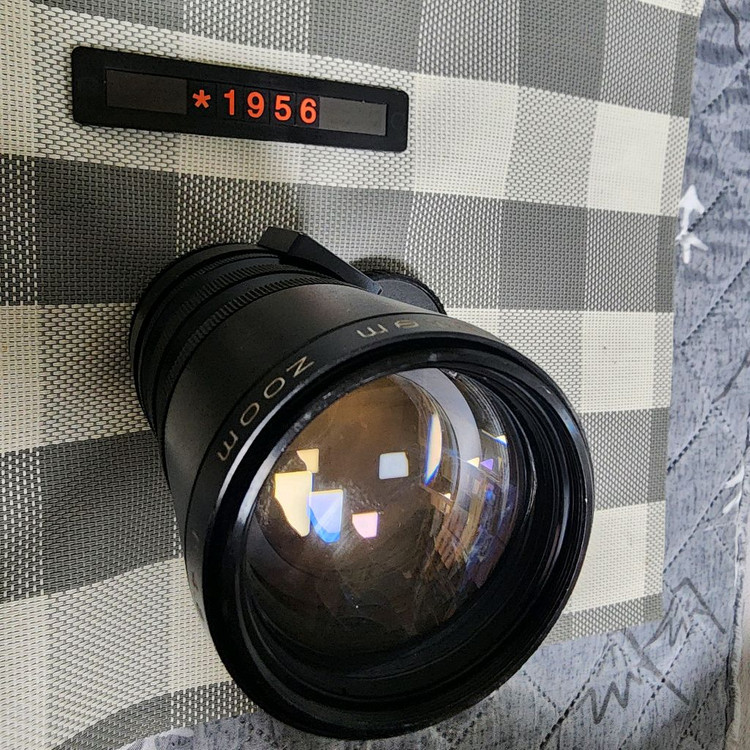 미놀타 마운트 썬 85-210mm 줌렌즈 이미지