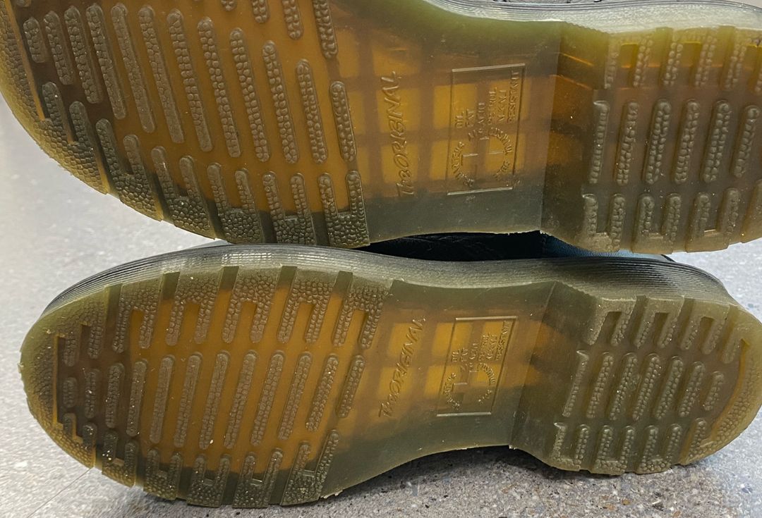 닥터마틴 1B60 20홀 롱부츠 UK4 (235mm)--3