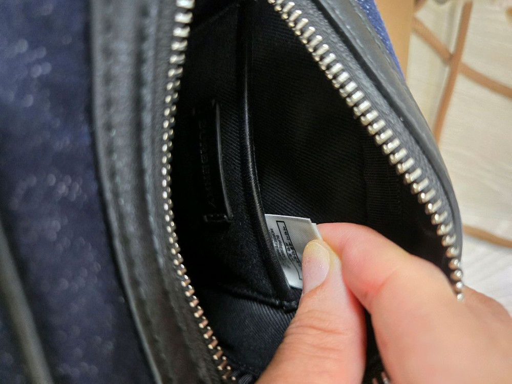 버버리 tb 데님크로스백 새상품 정품--5