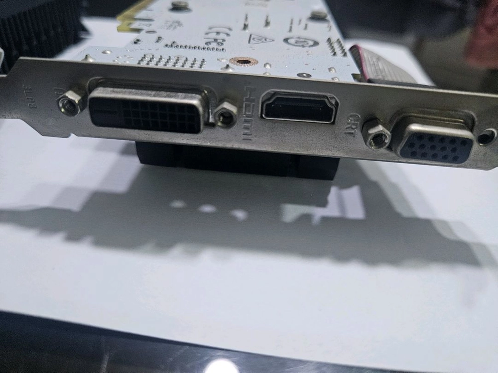 그래픽카드 지포스 GT 730 이미지