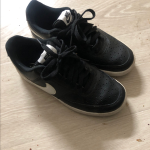 나이키 코튼 비전 로우 230 사이즈