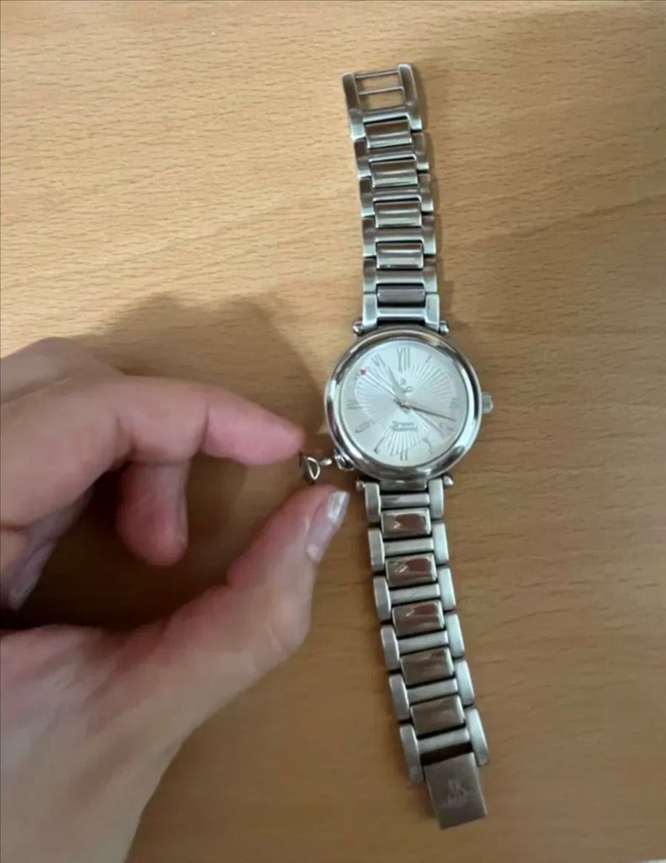 비비안웨스트우드 VV006SL 여성 메탈 쿼츠 32mm 손목 시계--3