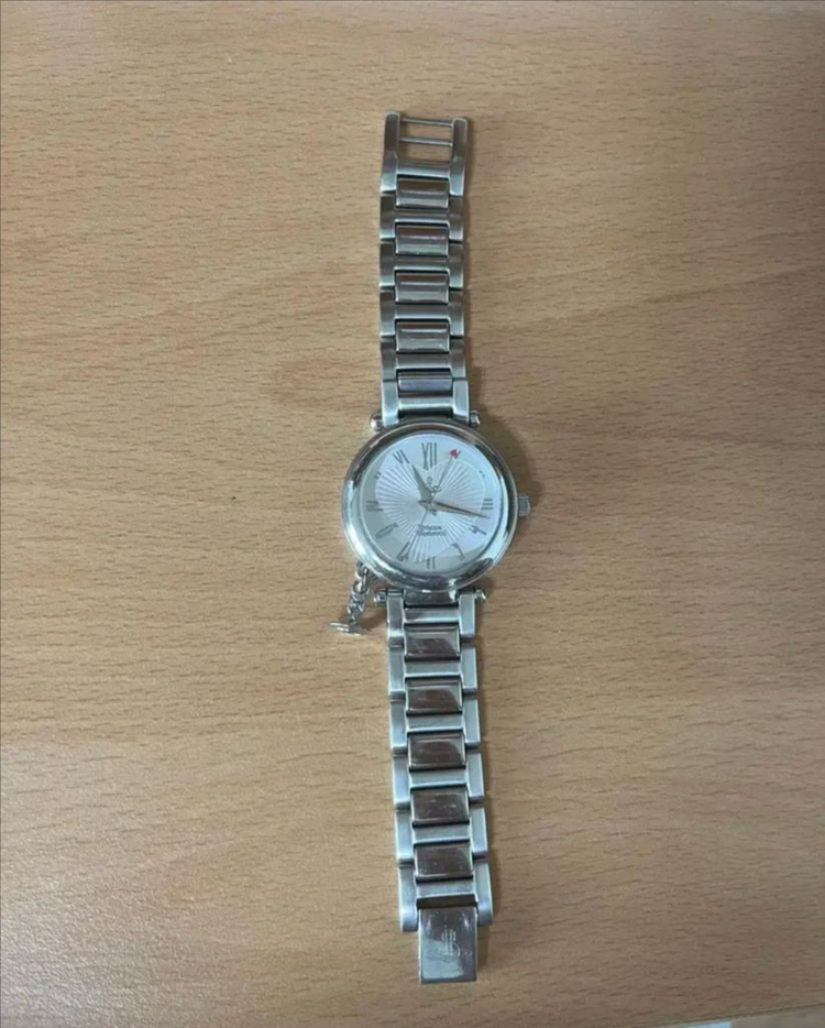 비비안웨스트우드 VV006SL 여성 메탈 쿼츠 32mm 손목 시계--4