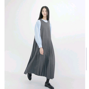 유노이아 플리츠 모직원피스