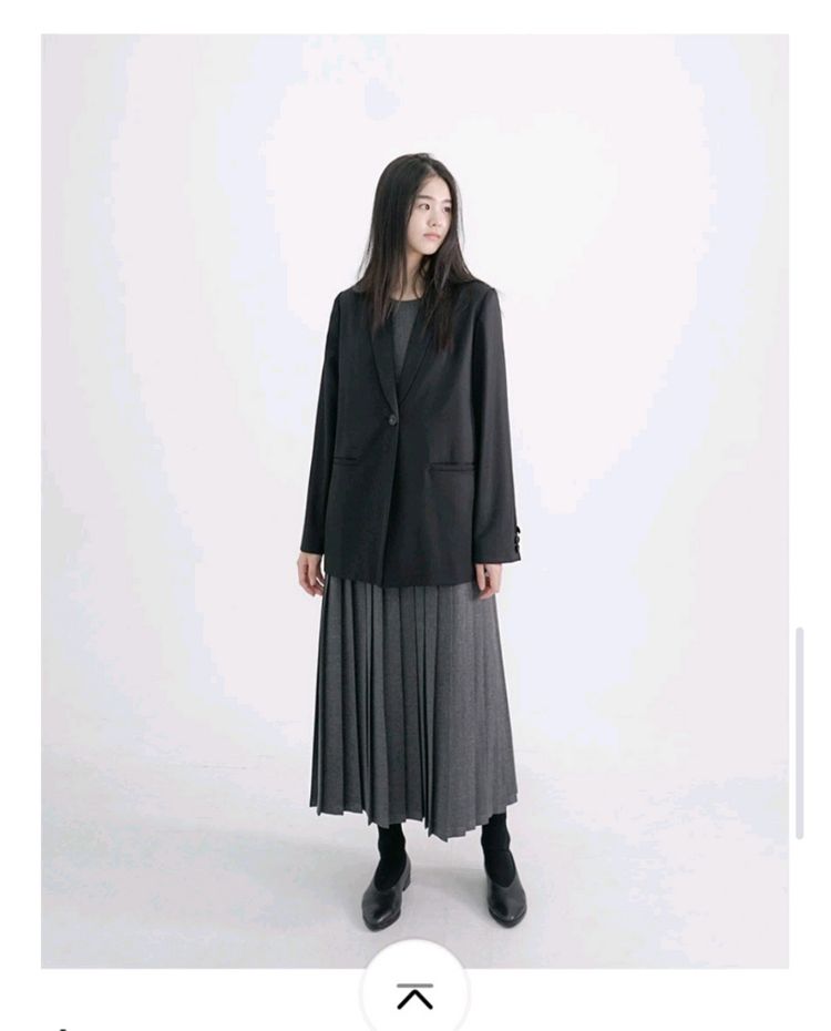 유노이아 플리츠 모직원피스--1