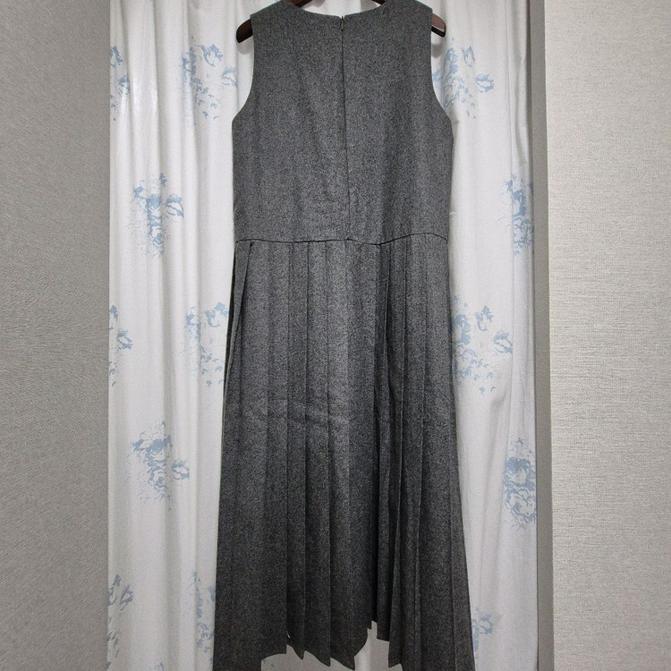 유노이아 플리츠 모직원피스--2