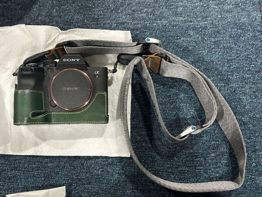 소니 a7m4 S급 풀박스 판매합니다--1