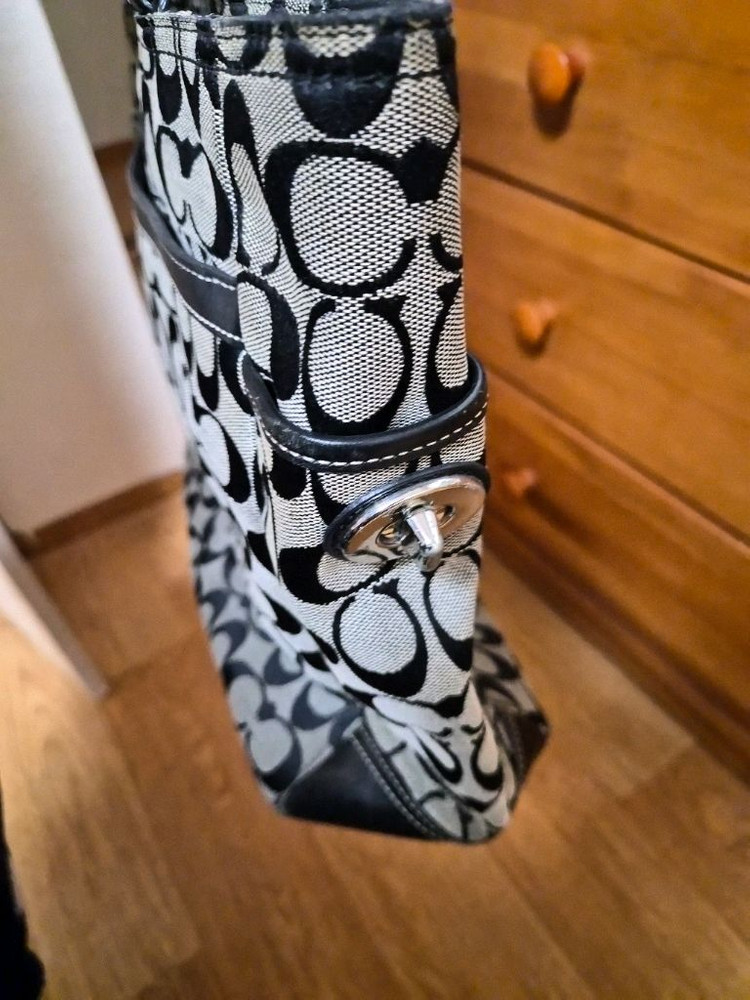 코치 시그니처 숄더백(상태 매우 좋음)--3