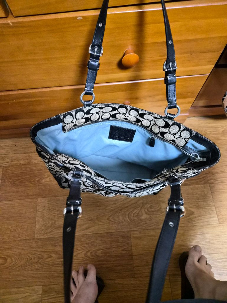 코치 시그니처 숄더백(상태 매우 좋음)--4