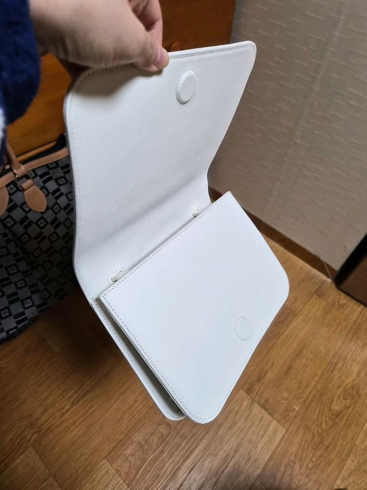 코치 시그니처 숄더백(상태 매우 좋음)--8