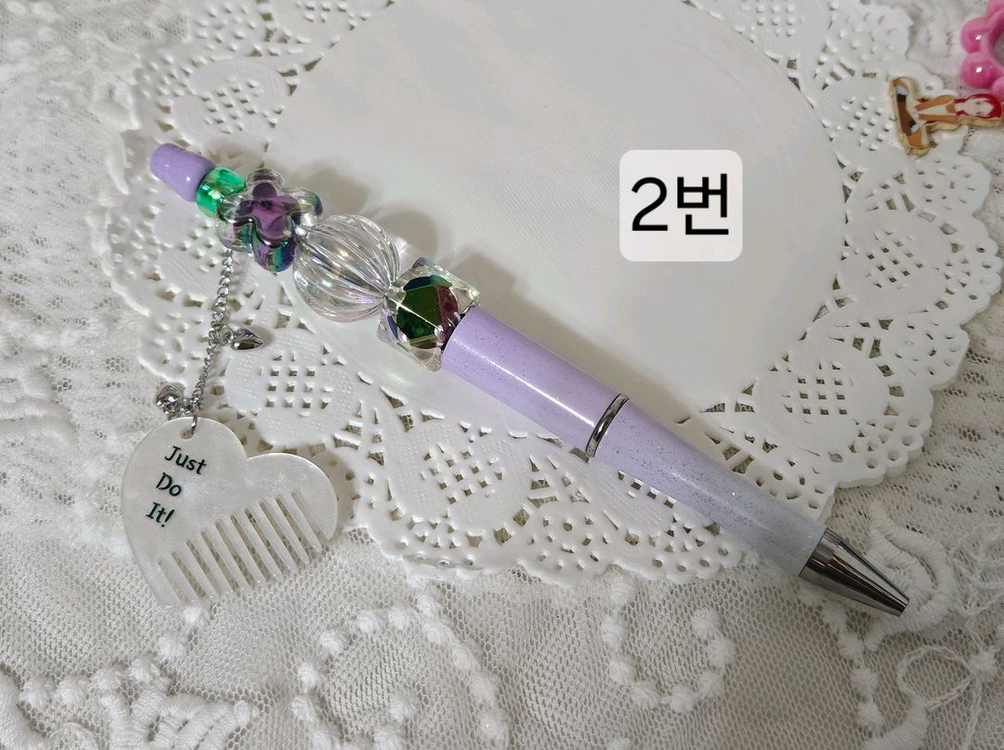 빨강머리앤 짱구 볼펜--2