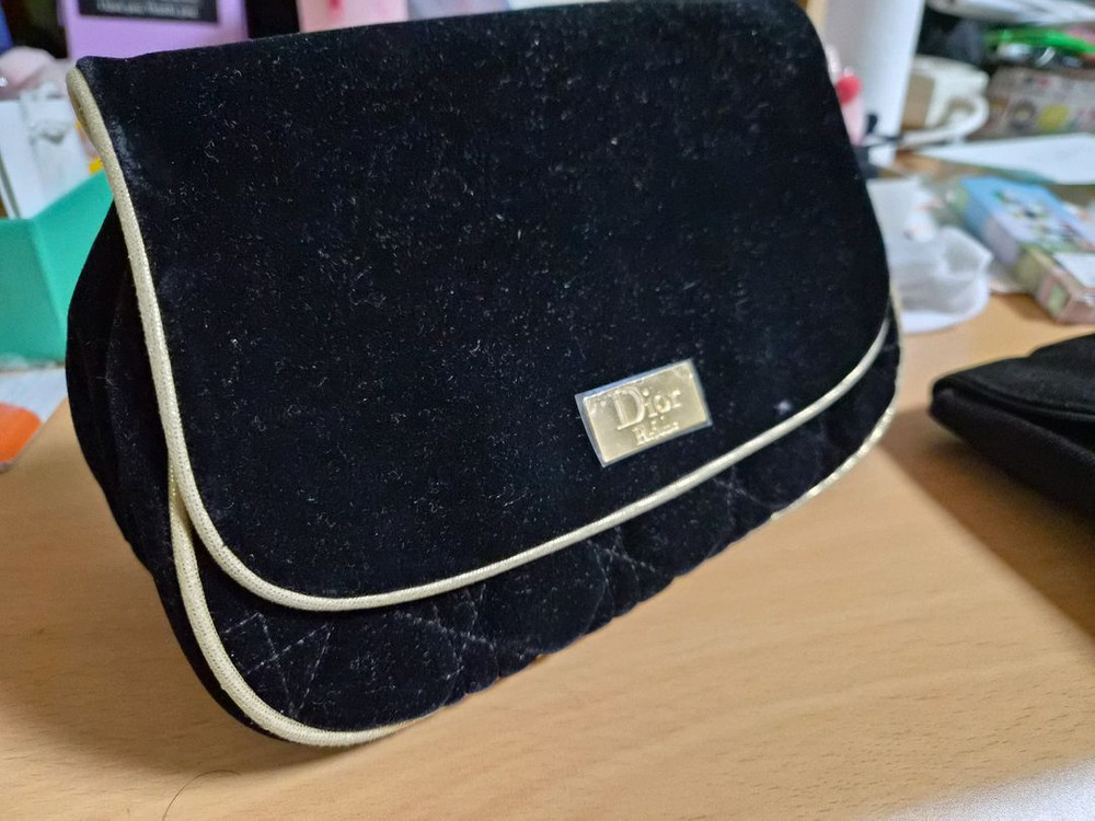 [새상품] Dior 블랙 벨벳 퀼팅 파우치 2개, 디올 미니 파우치 2개--4