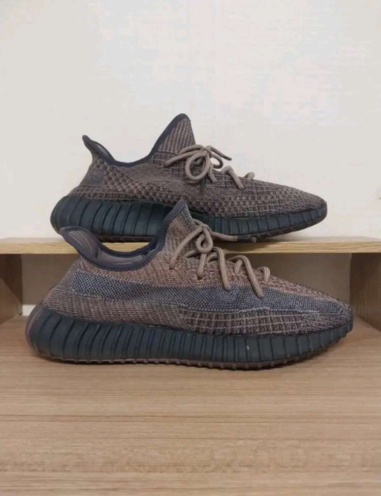 남성 아디다스 이지부스트 350 V2 운동화 (270) 이미지