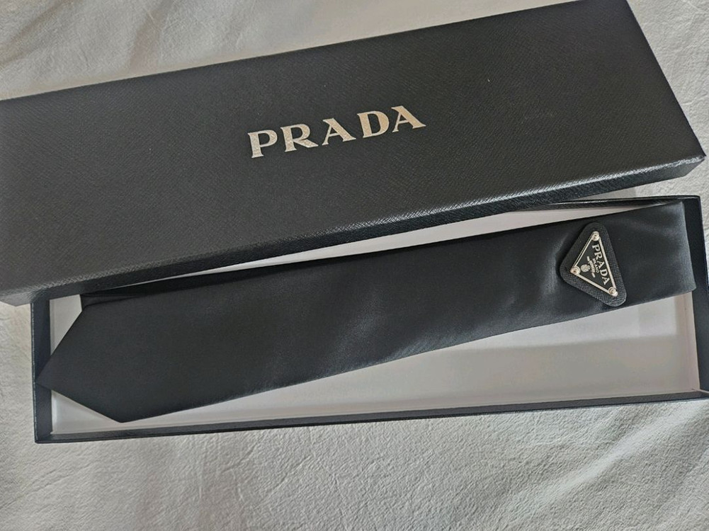 프라다 넥타이--1