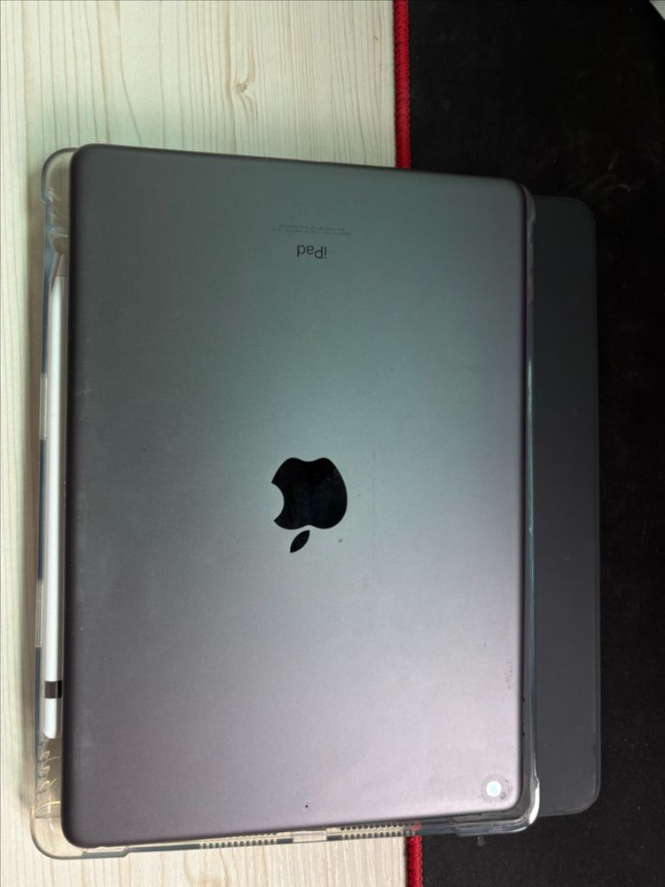 아이패드 9세대 64기가 + 애플펜슬 1세대--1