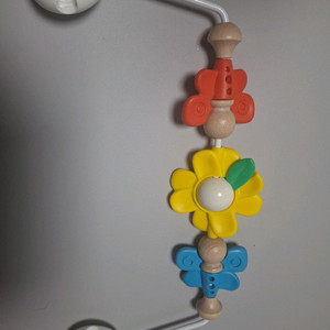 베이비뵨 바운서 장난감