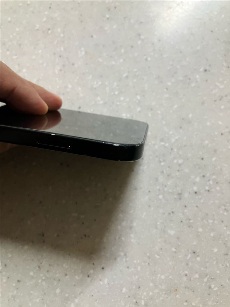 아이폰 15 블랙 128기가--5