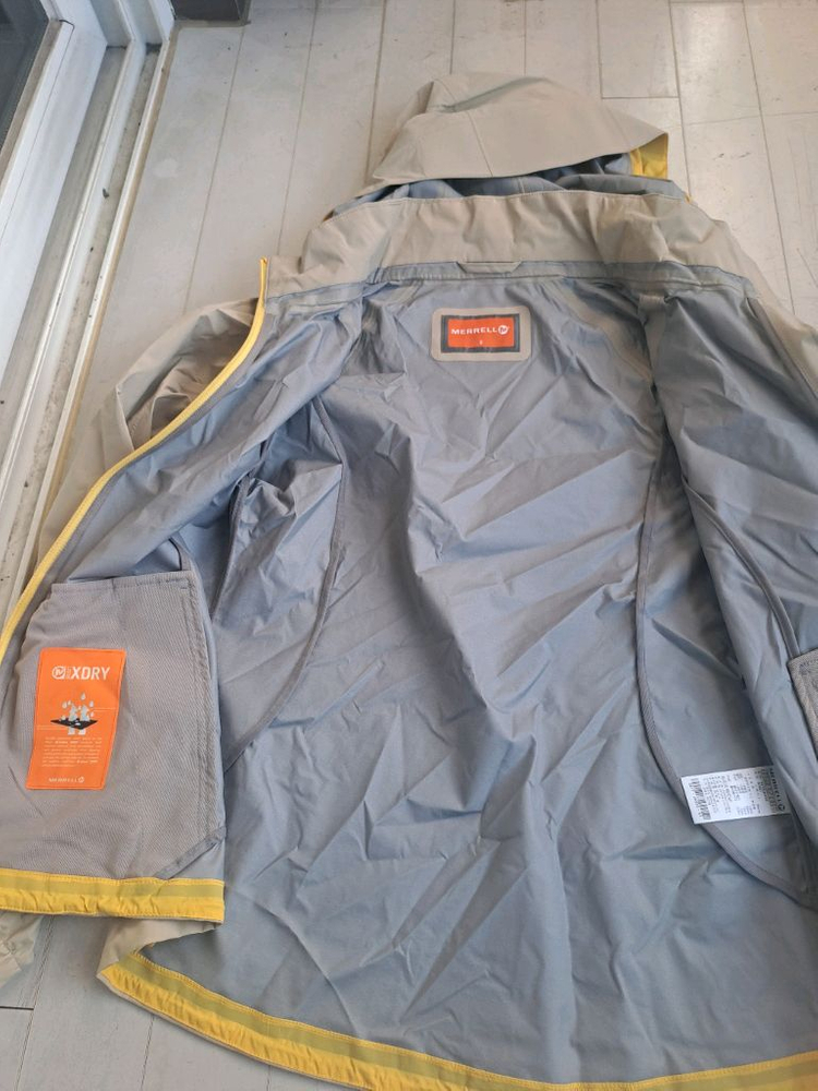 Merrell 여성 바람막이 자켓 이미지