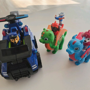 퍼피구조대 플라잉 변신 경찰차 체이스 & 나이츠 마샬, 주마