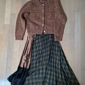 Mixxo 니트 가디건 + 체크 스커트 세트 S