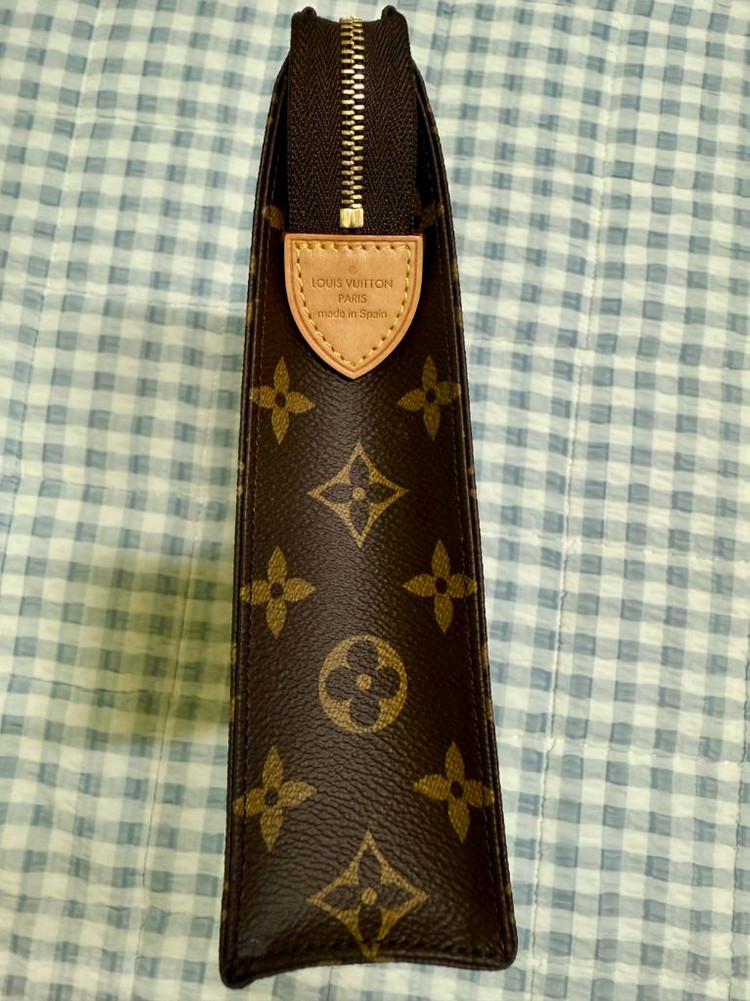 루이비통 포쉐트 토일렛26 클러치백 미사용 판매 합니다--6