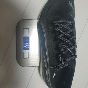 새상품 프로피오 나이트로 260m 러닝화초경량 단거리 러닝화 입니다.