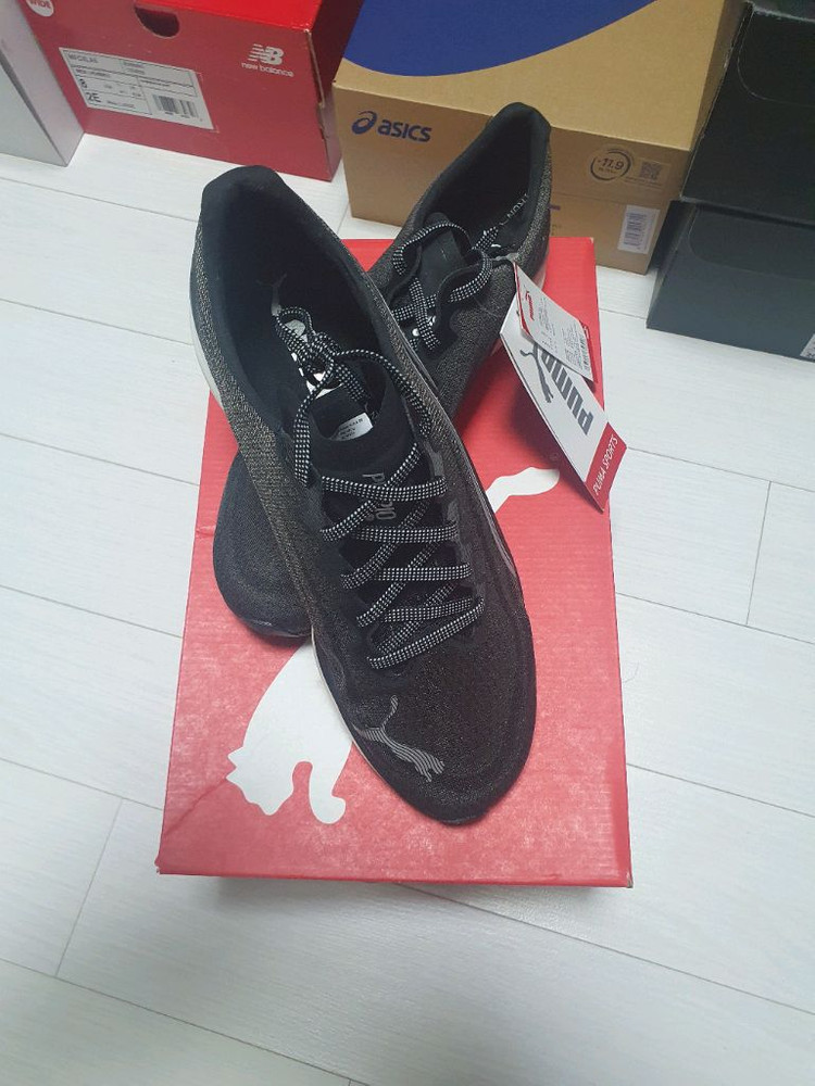 새상품 프로피오 나이트로 260m 러닝화초경량 단거리 러닝화 입니다.--1