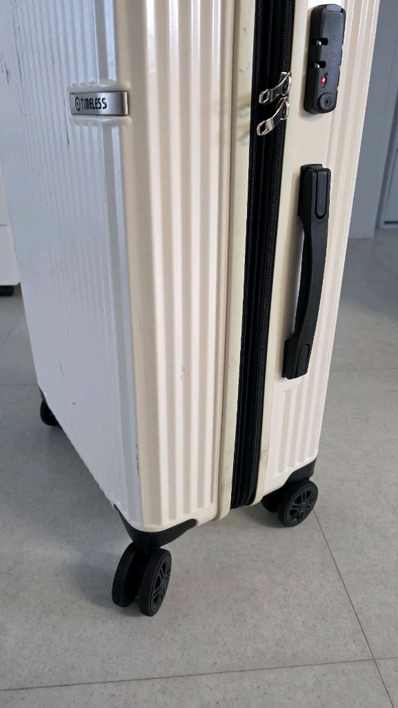 타임리스 캐리어 24인치 메탈릭캐리어 밀크--7