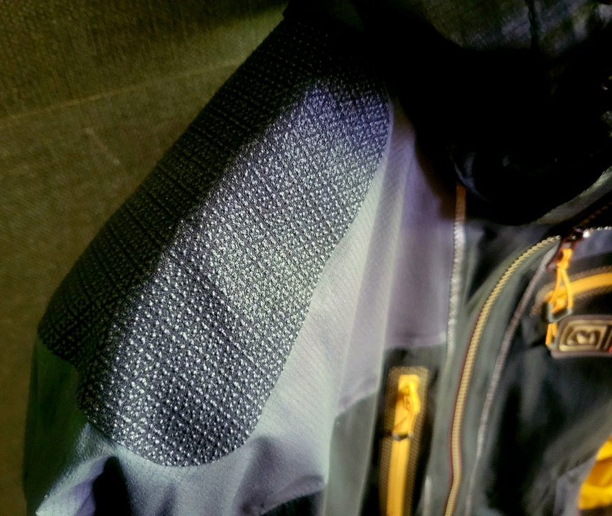 [미착용 새상품] 마운티아 남자 바람막이--7