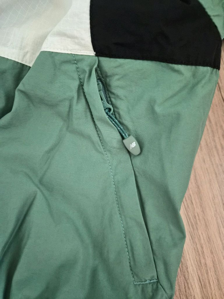 뉴발란스키즈 바람막이 새상품 130 150--5