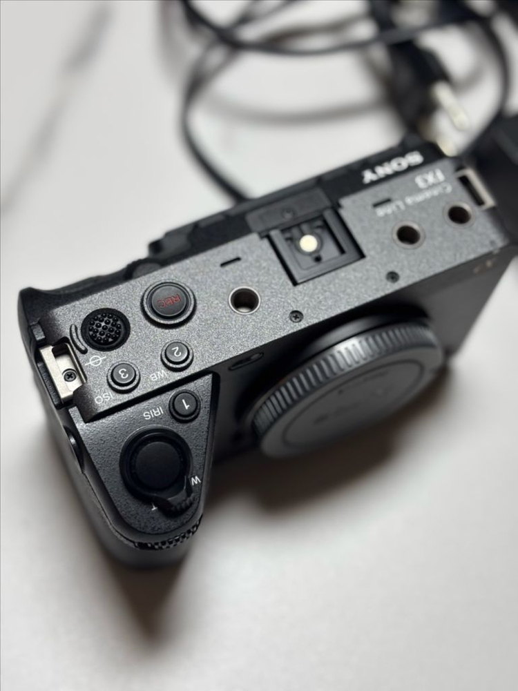 FX3 + 28-70mm 소니 렌즈 세트 이미지