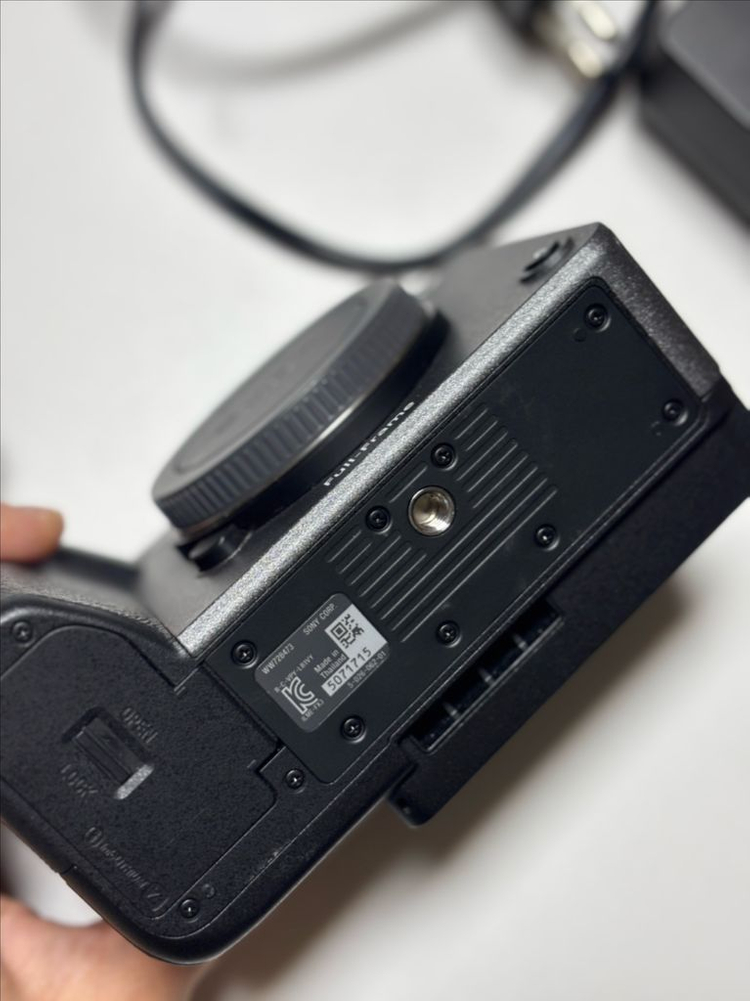 FX3 + 28-70mm 소니 렌즈 세트 이미지