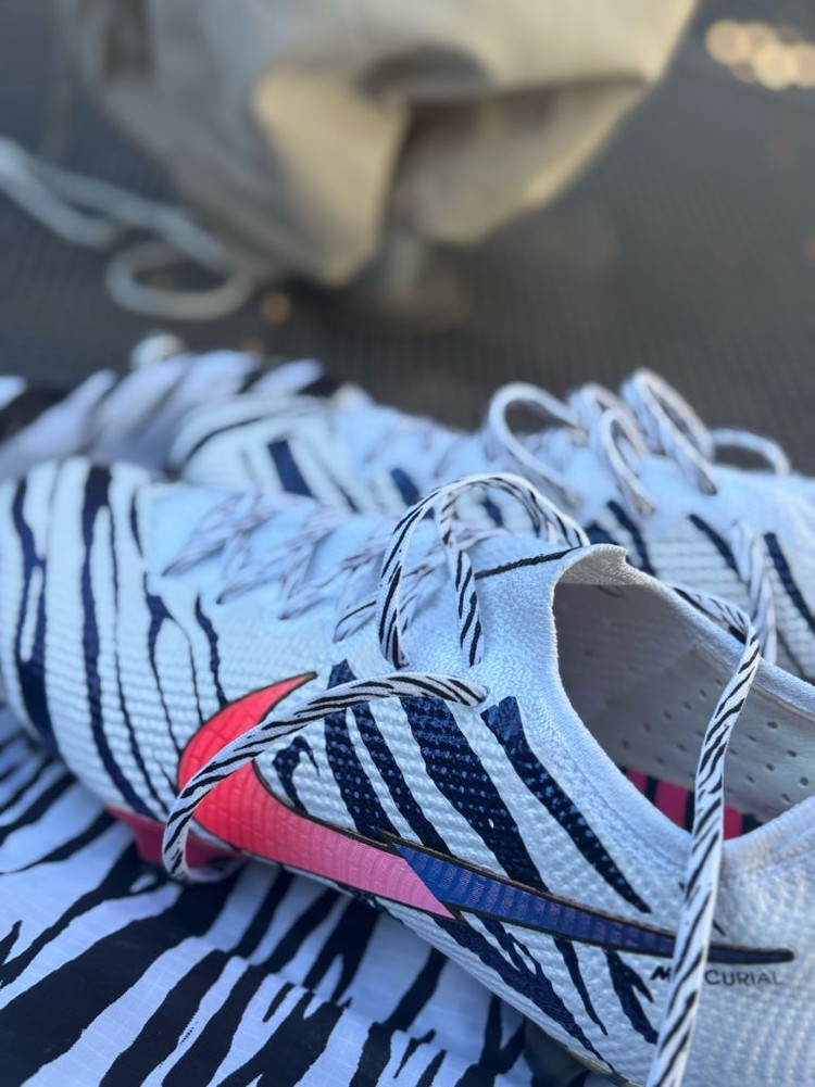 나이키 머큐리얼 베이퍼 13 엘리트 코리아 FG 화이트 레드 오빗 이미지